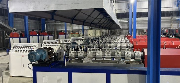 Machine d'emballage de fruits en mousse PE